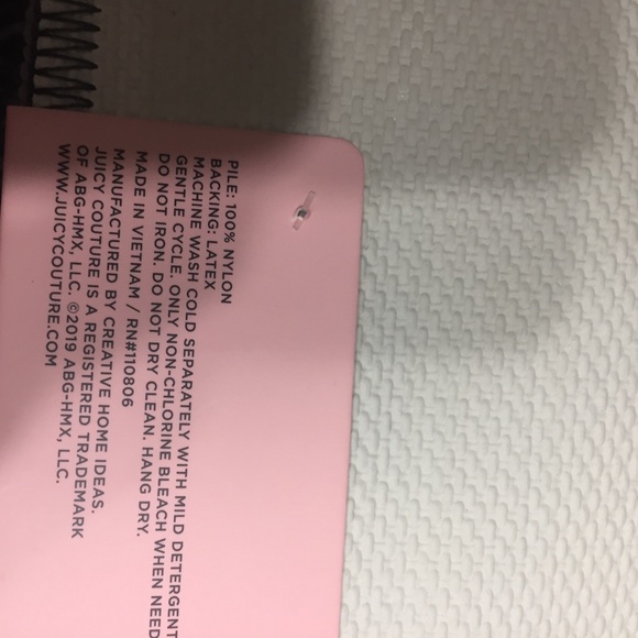 Juicy Couture Bath rug, NWT - Picture 7 of 8